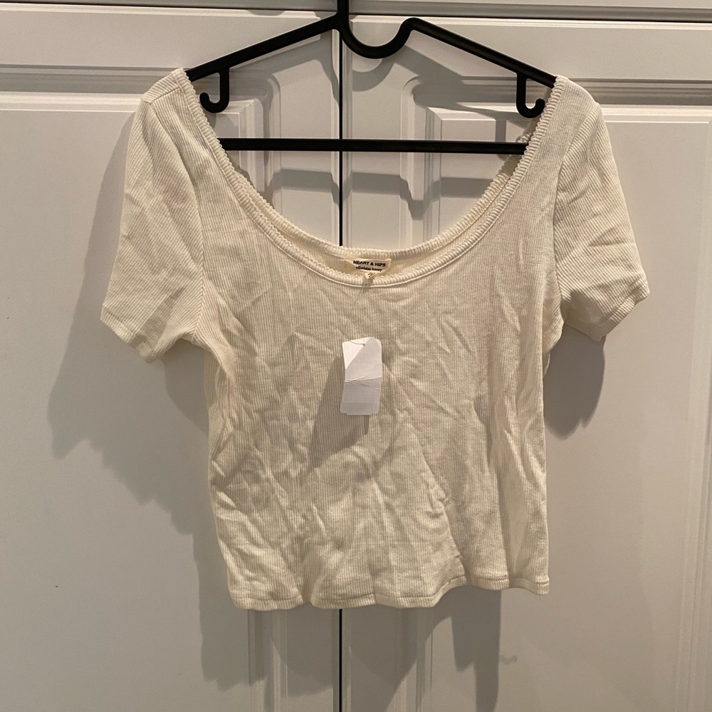 Heart & Hips Crop Top Size Large NWT